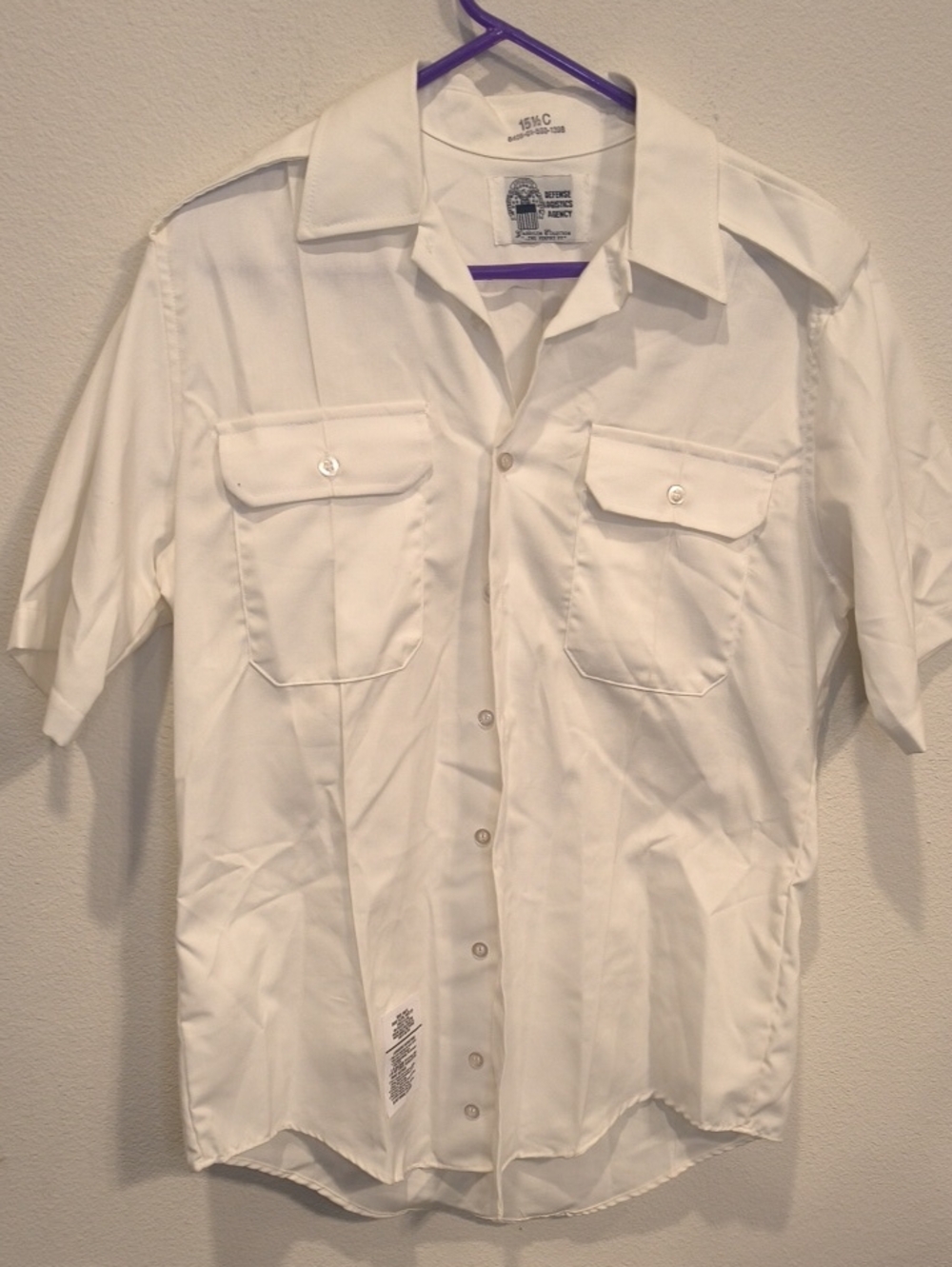 Men's White Short-Sleeve Uniform Military Shirt with Chest Pockets Medium